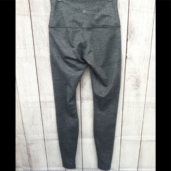 Lululemon Grey Leggings With Animal Print - Picture 2 of 3